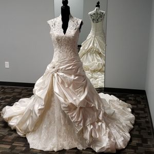 Wedding dress